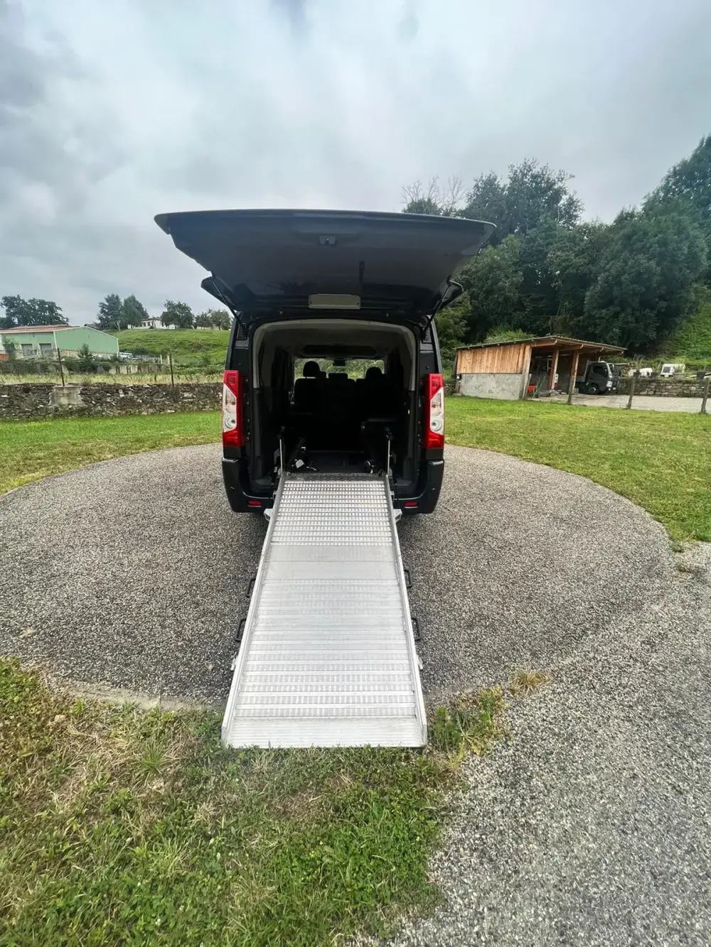 Minibus pour les familles (1)
